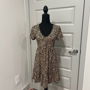 Francesca's Collections Brown and Black Scoop Neck Flutter Sleeve Mini Dress